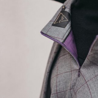 Pilkas rankų darbo sijonas